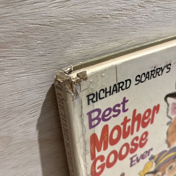Richard Scarry's Best Mother Goose Ever, Big Golden Book, 1970 Edition - Picture 2 of 8
